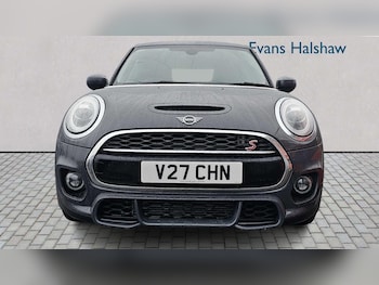 Used MINI Hatch 2019 for sale - 77857143: Photo