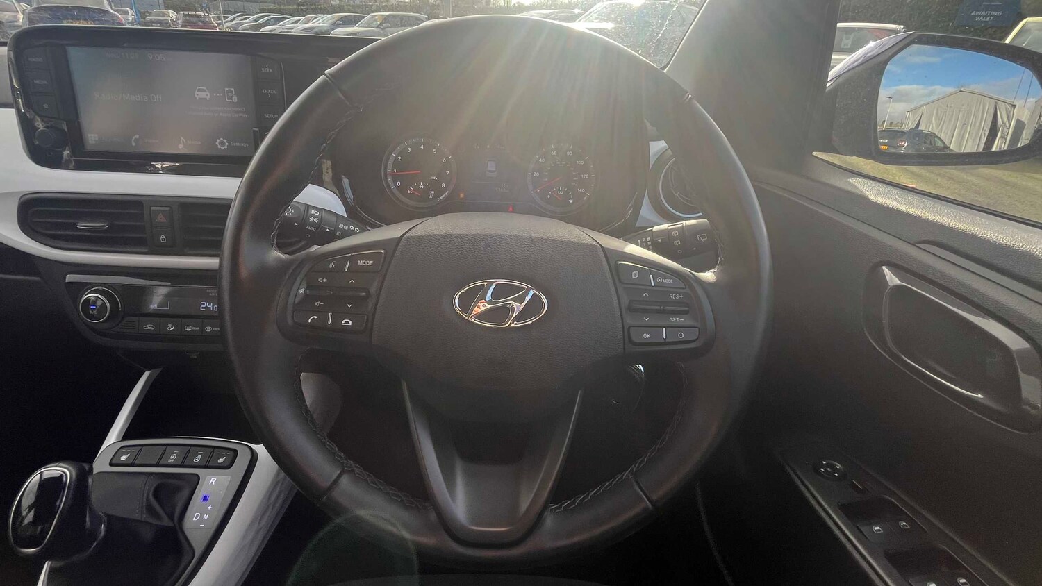 Used Hyundai i10 2022 for sale - 77859301: Photo 13