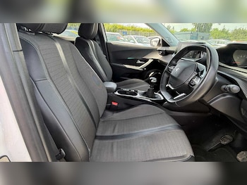 Used Peugeot 2008 2021 for sale - 78978725: Photo