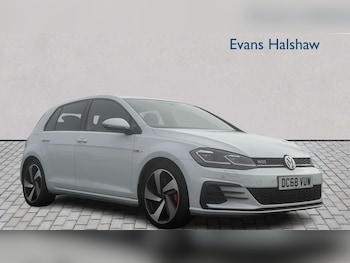 Used Volkswagen Golf 2019 for sale - 77894442: Photo