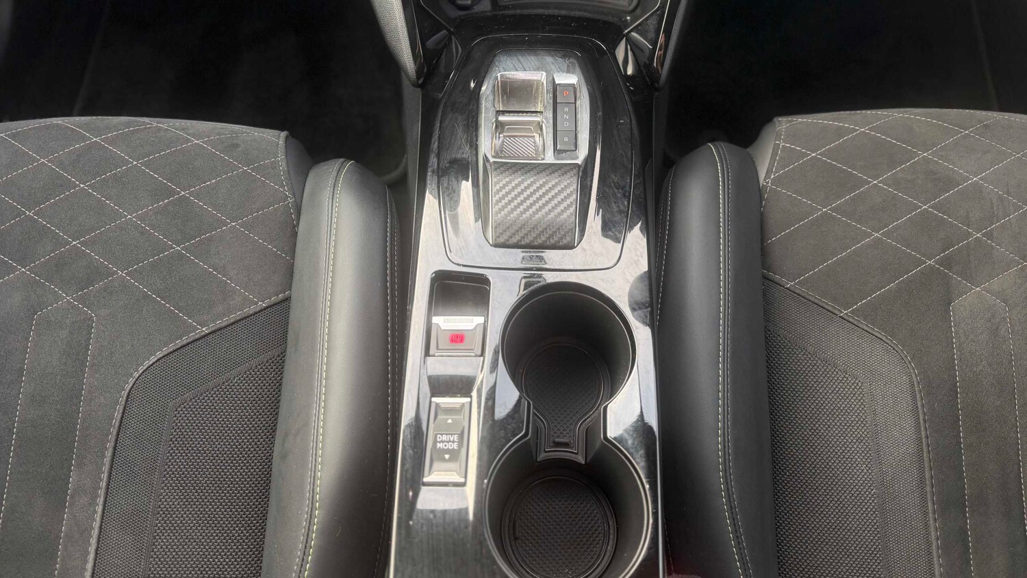 Used Peugeot 2008 2022 for sale - 77858984: Photo 14