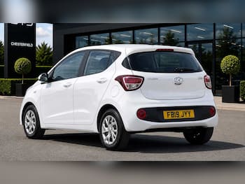 Used Hyundai i10 2019 for sale - 79702856: Photo