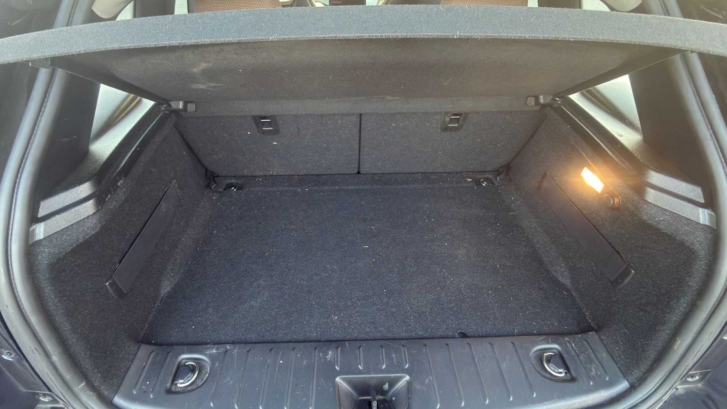 Used BMW i3 2020 for sale - 78051925: Photo 12