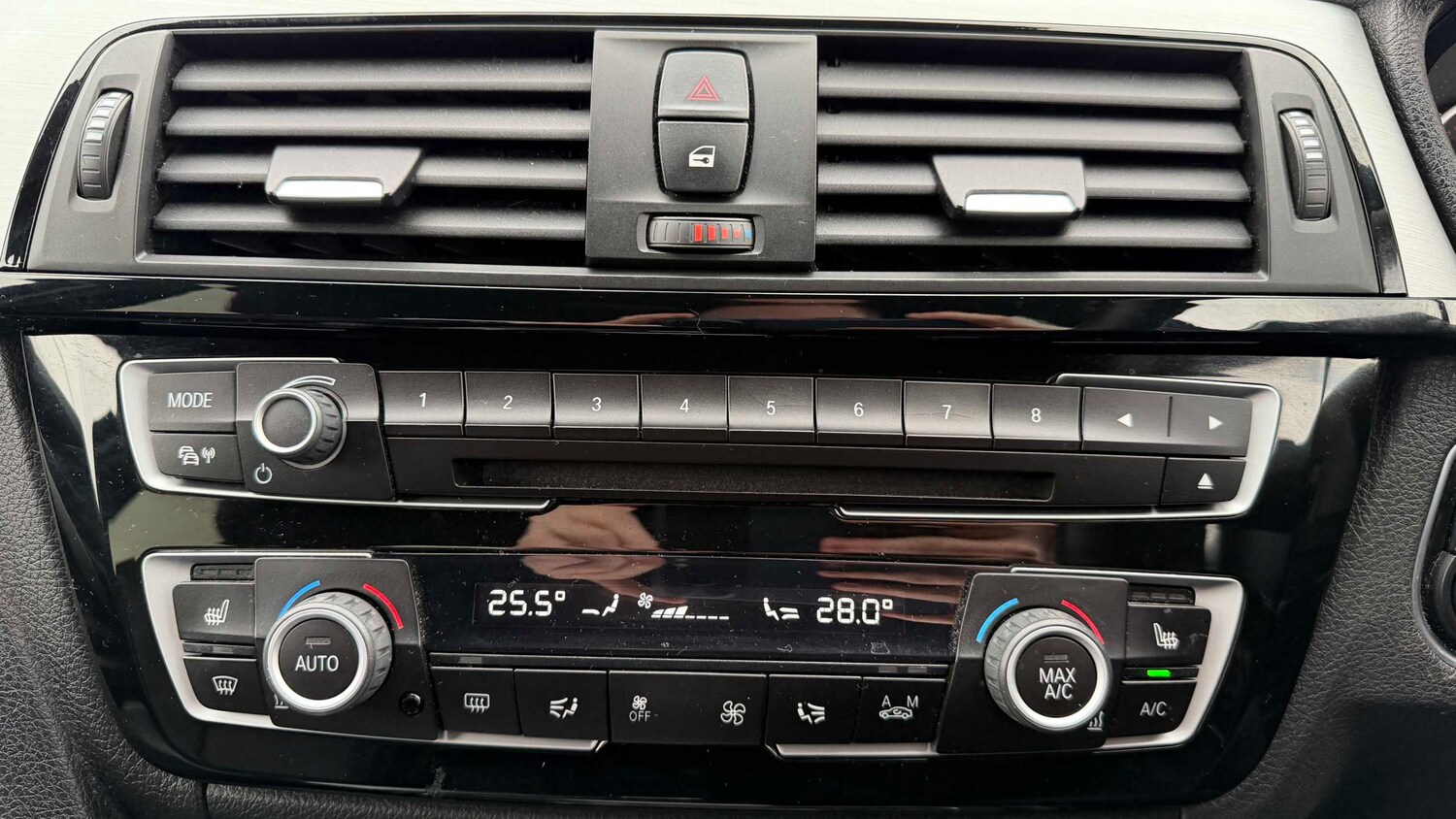 Used BMW 3 Series for sale - 77860935: Photo 15