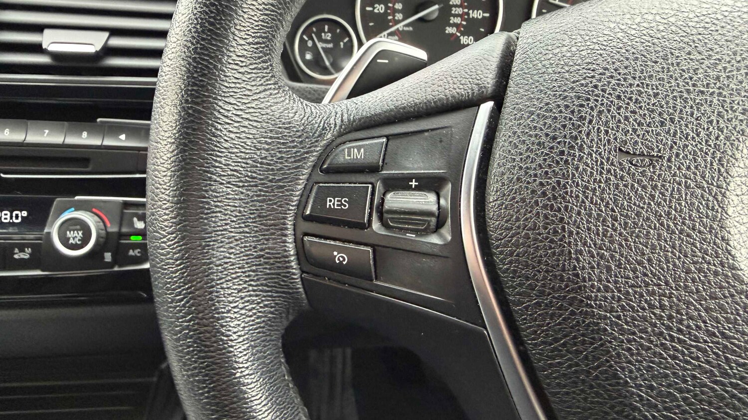 Used BMW 3 Series for sale - 77860935: Photo 21