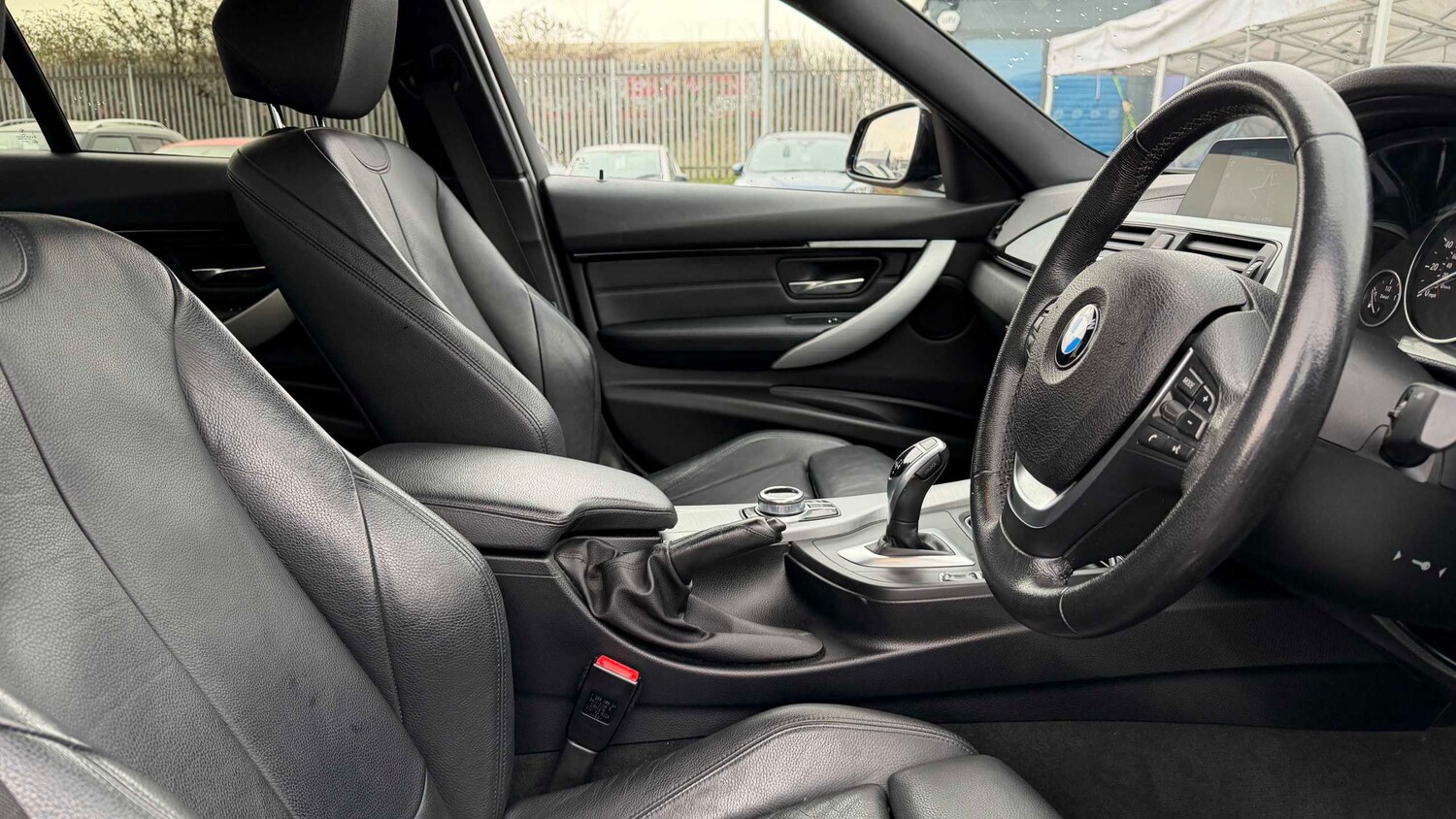 Used BMW 3 Series for sale - 77860935: Photo 3