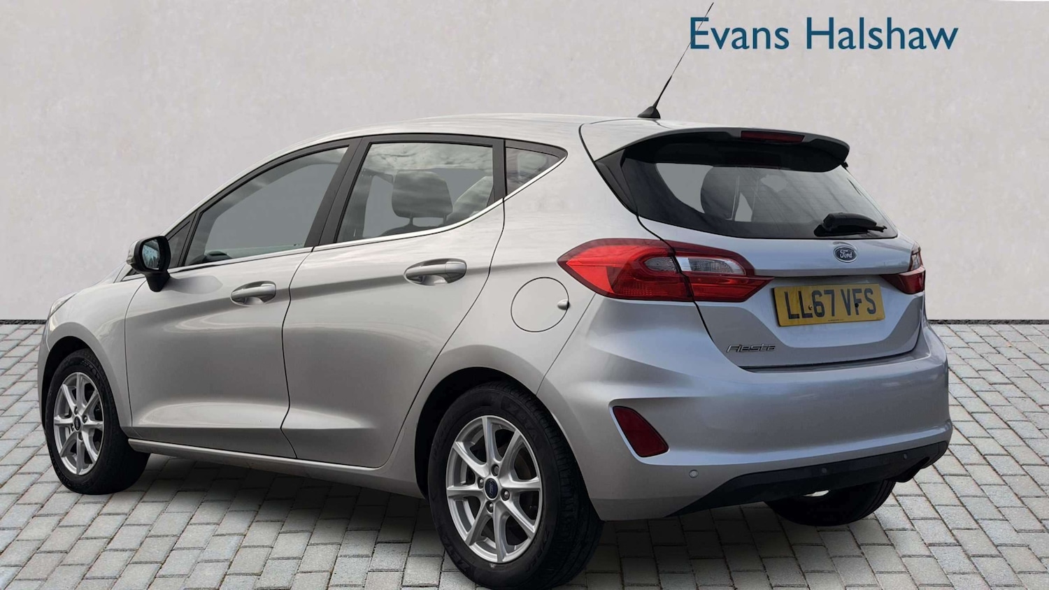 Used Ford Fiesta for sale - 77861317: Photo 2