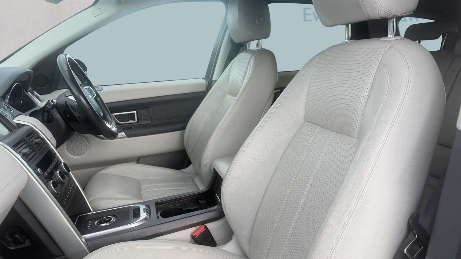 Used Land Rover Discovery Sport 2017 for sale - 77943328: Photo 10