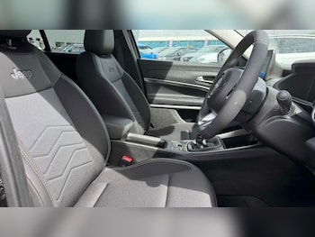Used Jeep Avenger 2025 for sale - 79593126: Photo