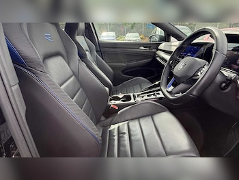 Used Volkswagen Golf 2023 for sale - 78857514: Photo
