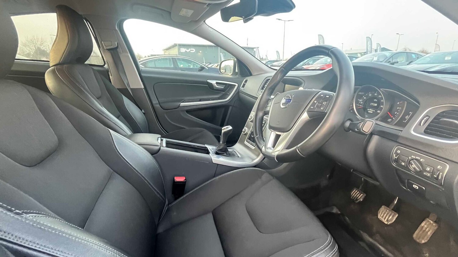 Used Volvo S60 for sale - 77857666: Photo 9