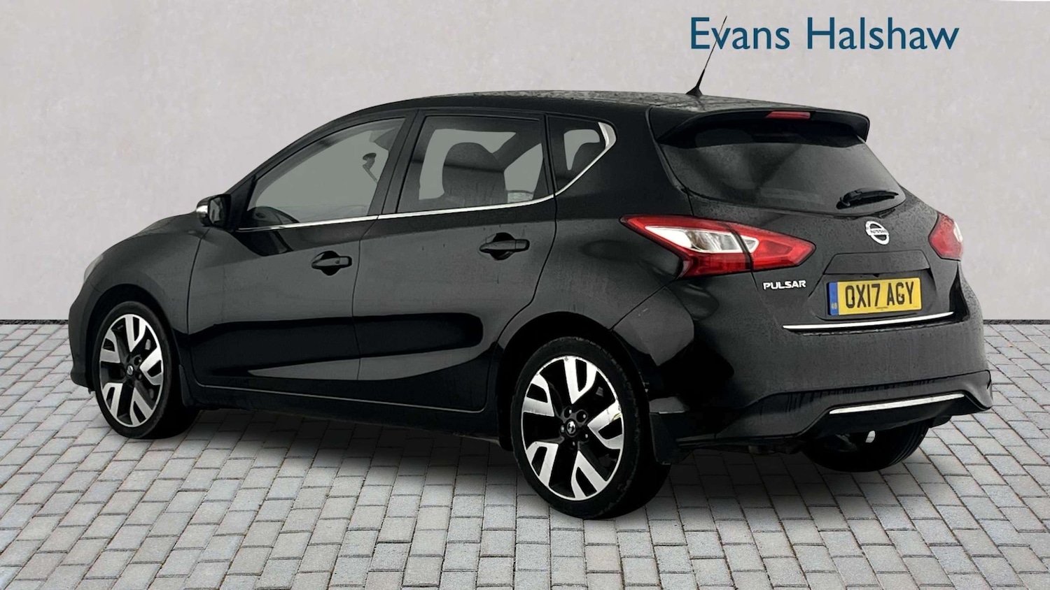 Used Nissan Pulsar for sale - 77856932: Photo 4