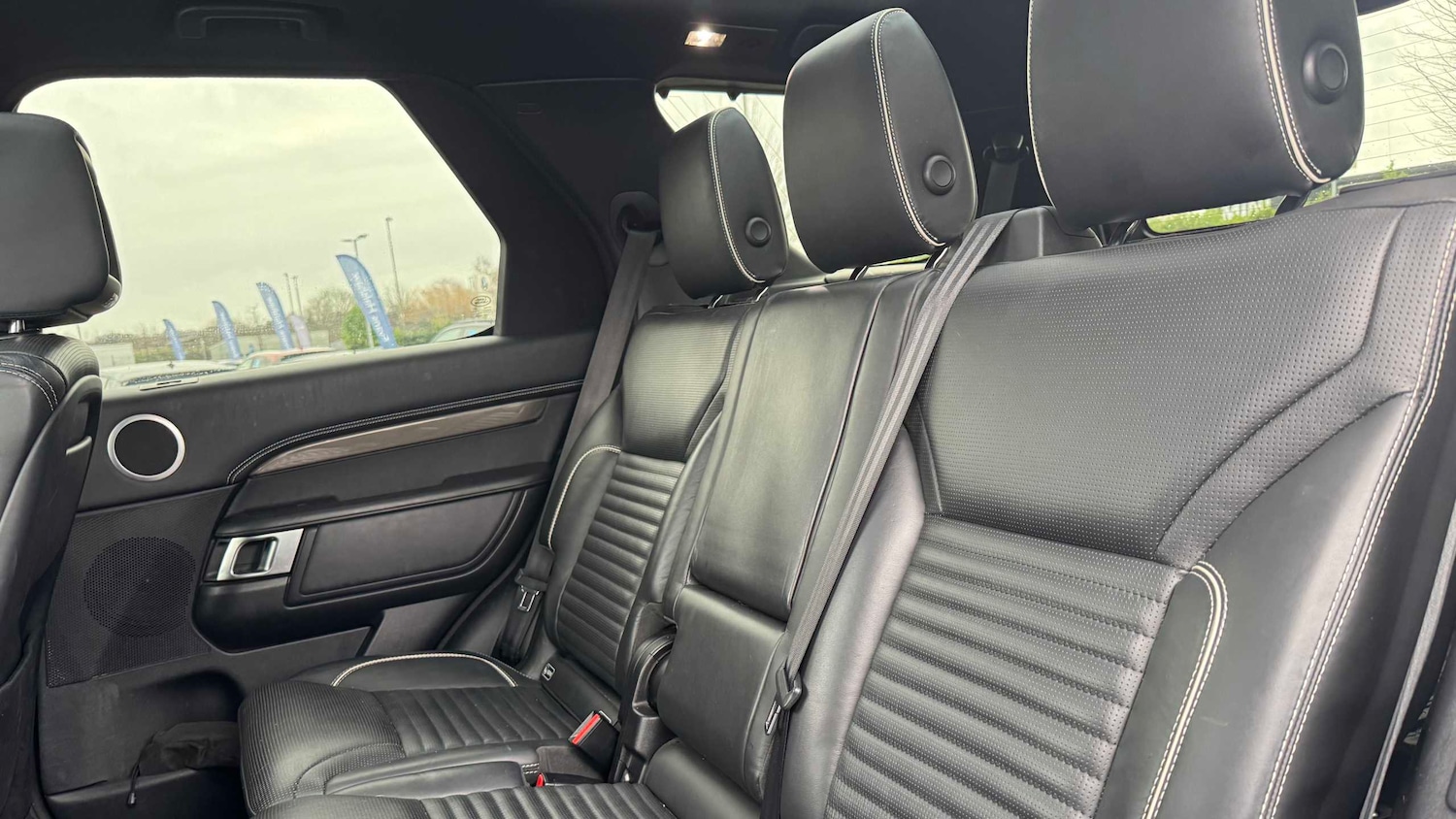 Used Land Rover Discovery 2019 for sale - 78216409: Photo 8