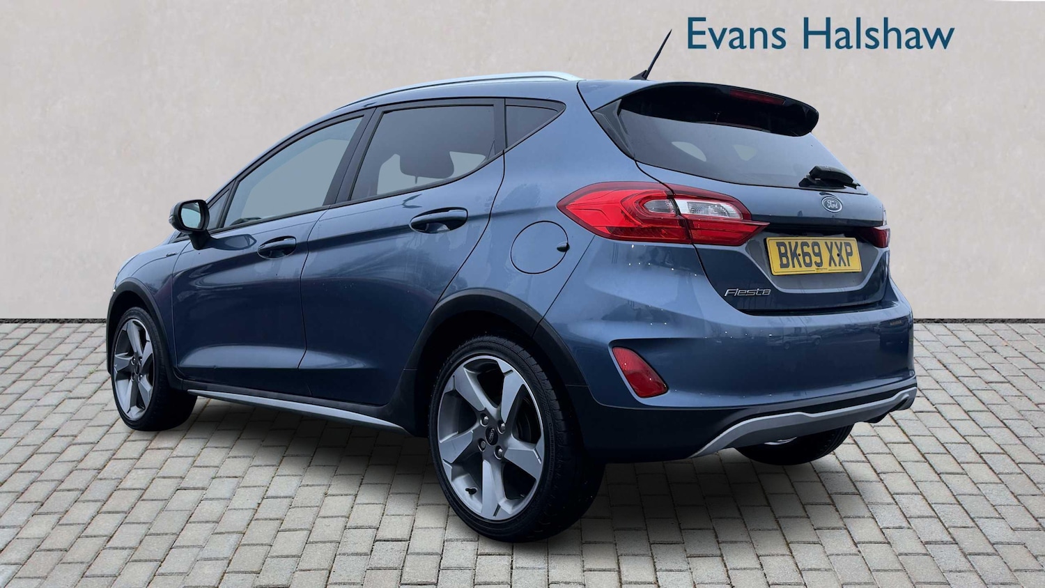 Used Ford Fiesta for sale - 77860502: Photo 2