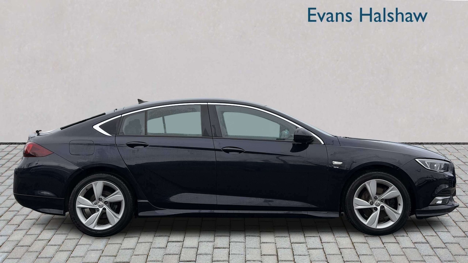 Used Vauxhall Insignia for sale - 77858820: Photo 3