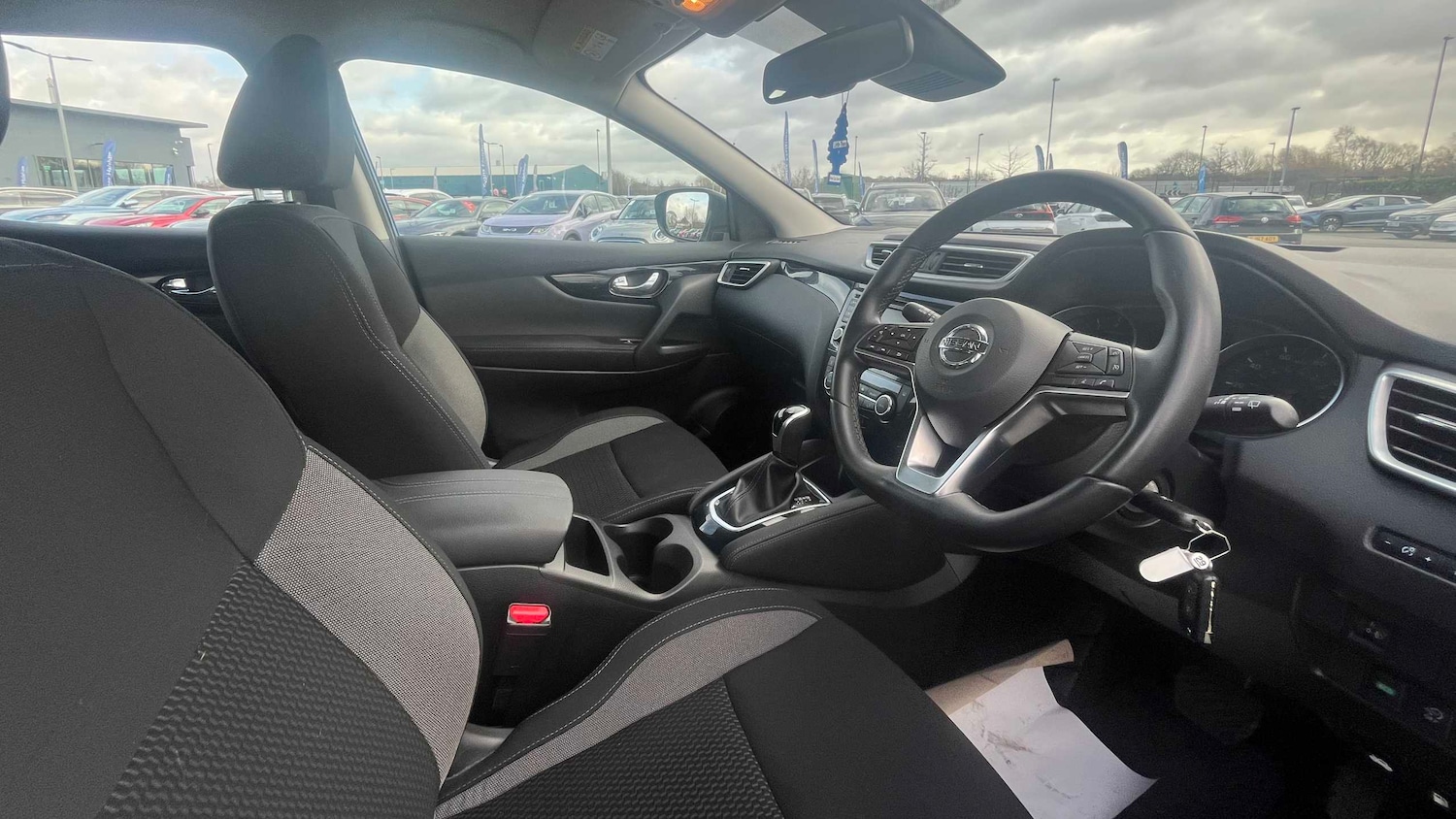 Used Nissan Qashqai for sale - 77859802: Photo 3