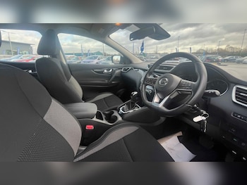 Used Nissan Qashqai 2020 for sale - 77859802: Photo