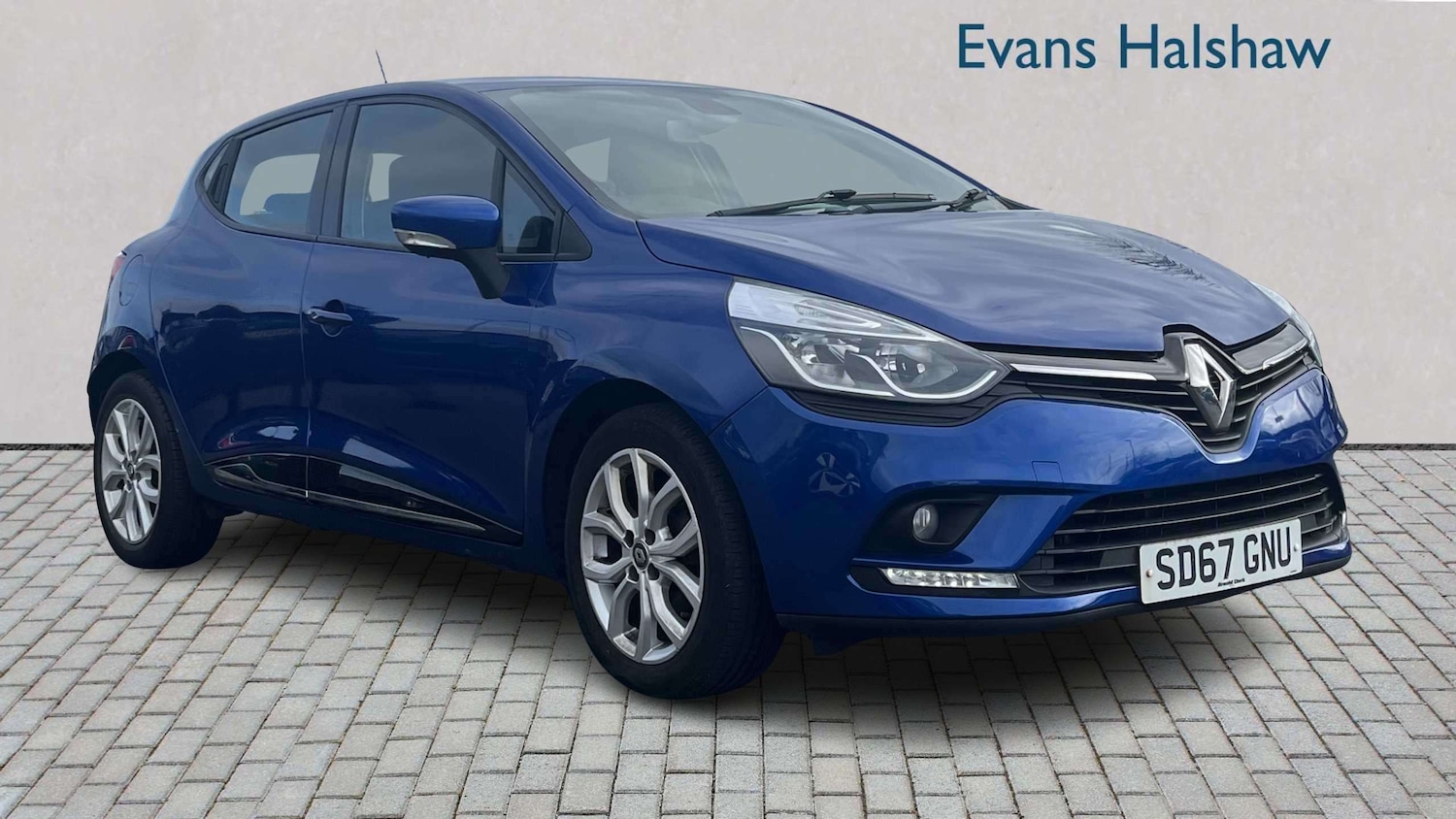 Used Renault Clio 2017 for sale - 78137522: Photo 1