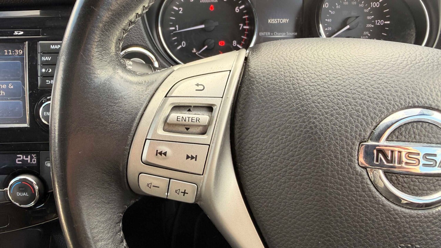 Used Nissan Qashqai for sale - 77858570: Photo 22