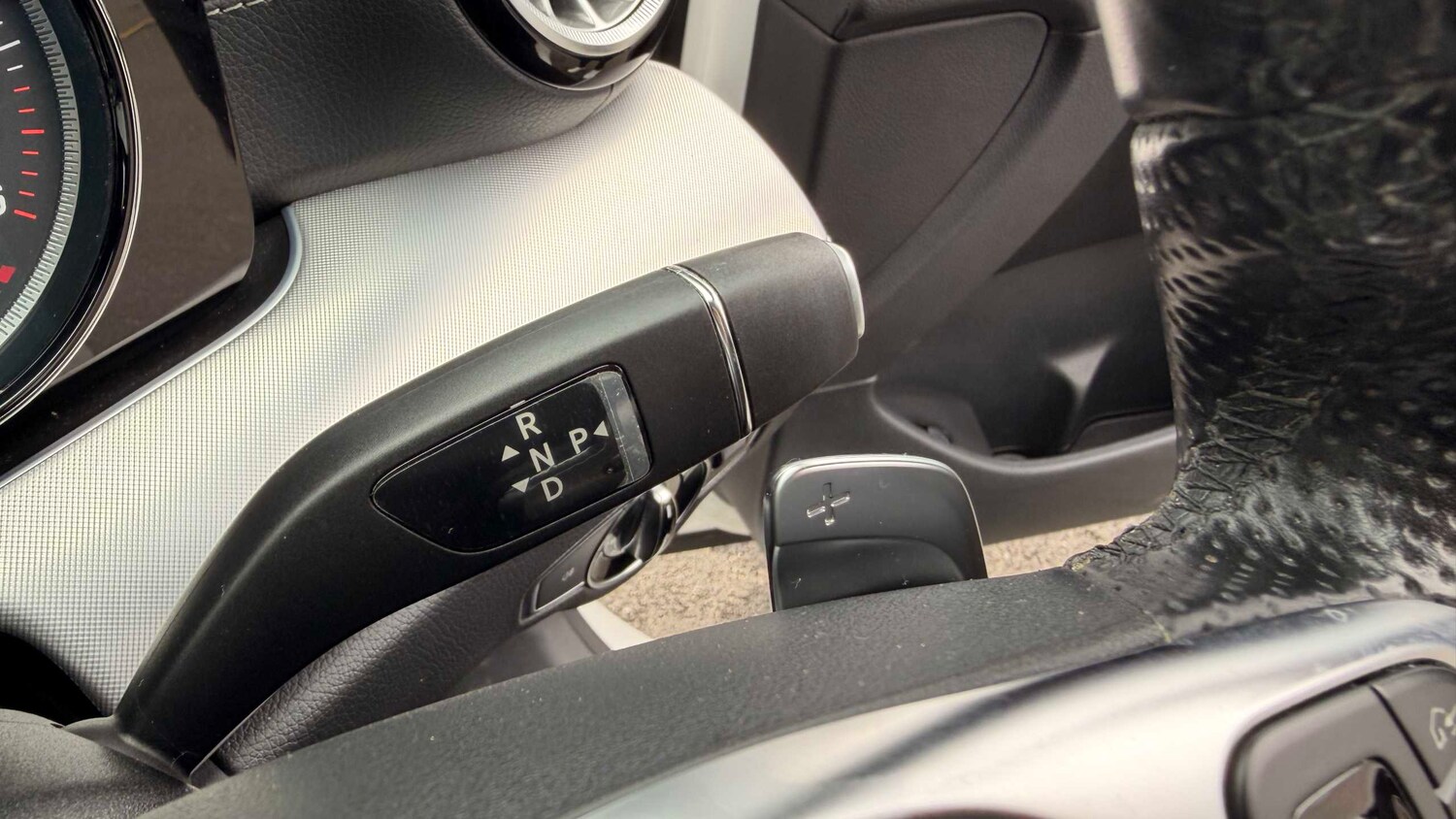 Used Mercedes-Benz E Class for sale - 77861982: Photo 23