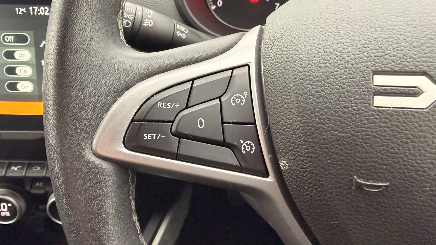 Used Dacia Duster 2023 for sale - 77983265: Photo 21