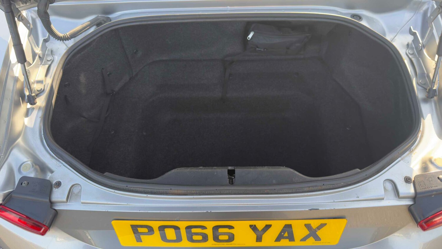 Used Abarth 124 Spider 2016 for sale - 78221242: Photo 10