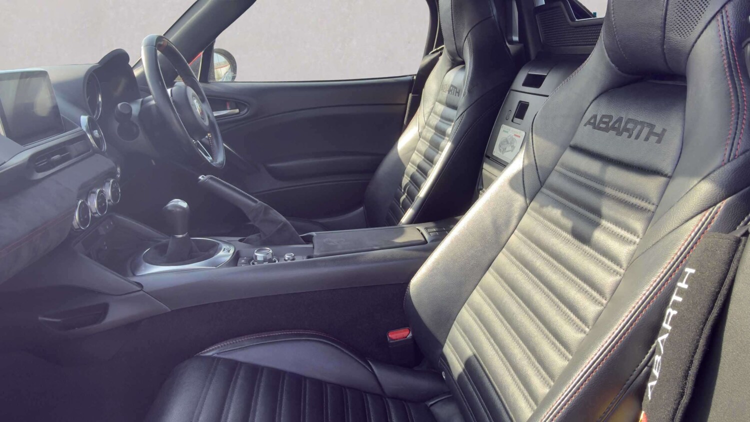 Used Abarth 124 Spider 2016 for sale - 78221242: Photo 11