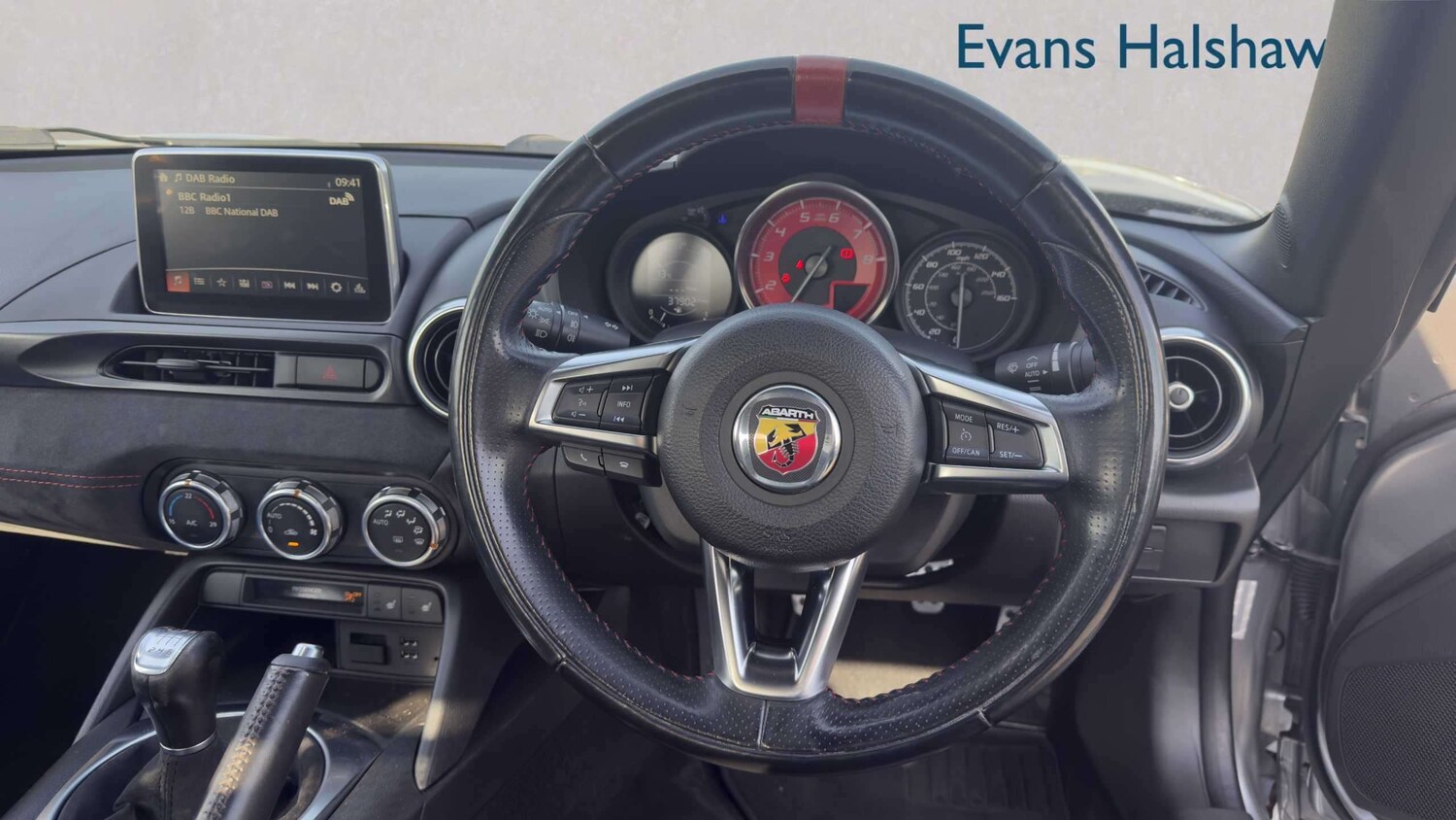 Used Abarth 124 Spider 2016 for sale - 78221242: Photo 16