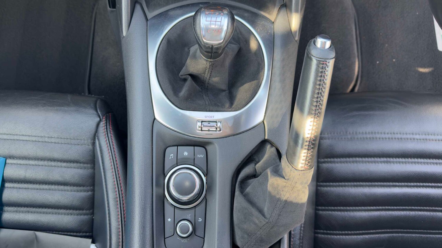 Used Abarth 124 Spider 2016 for sale - 78221242: Photo 19