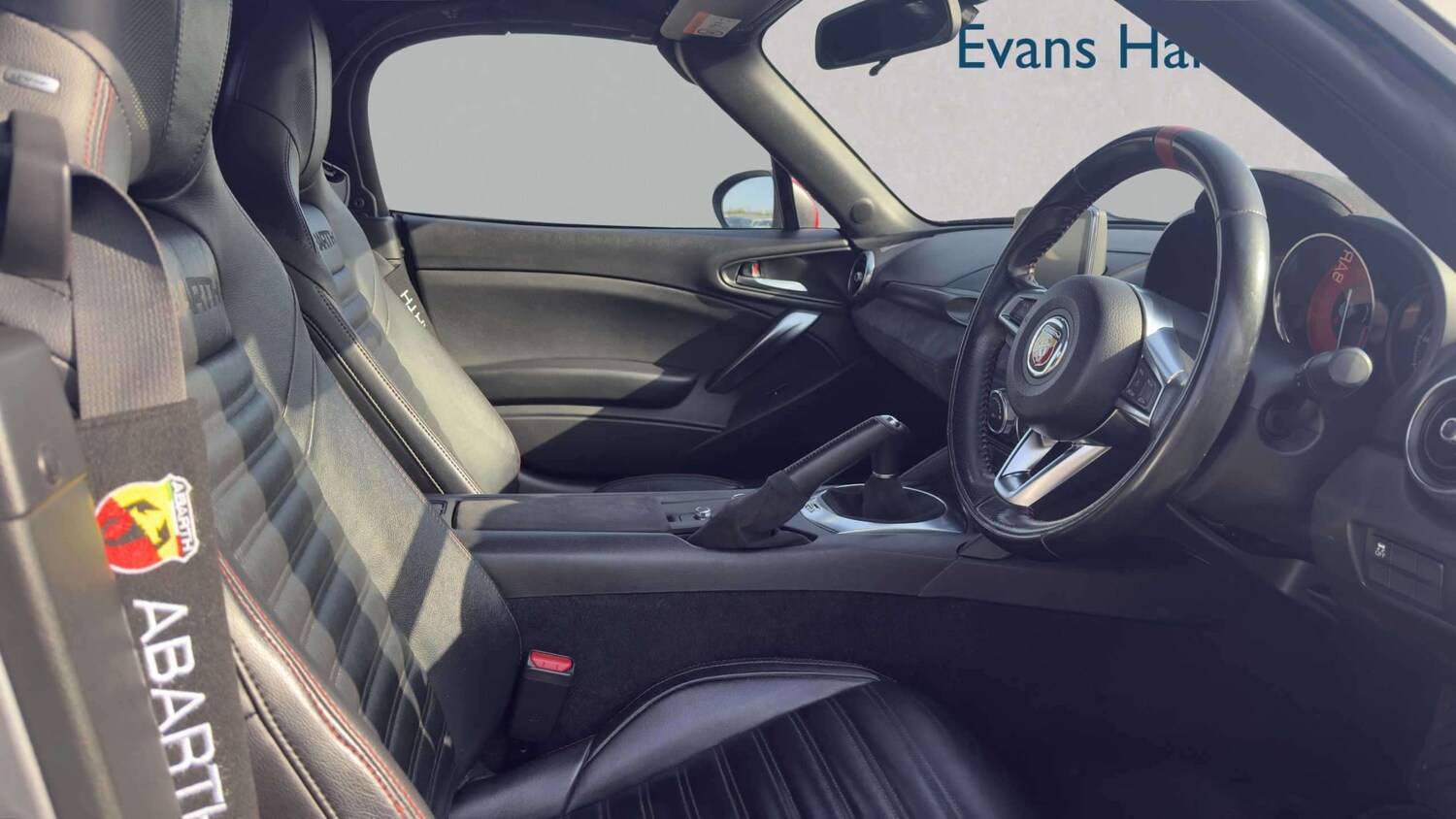 Used Abarth 124 Spider 2016 for sale - 78221242: Photo 9