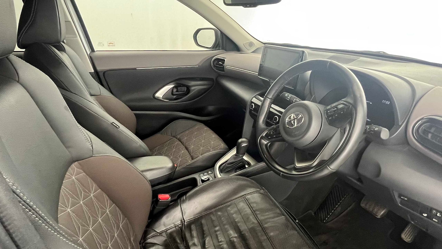 Used Toyota Yaris Cross for sale - 77861403: Photo 3