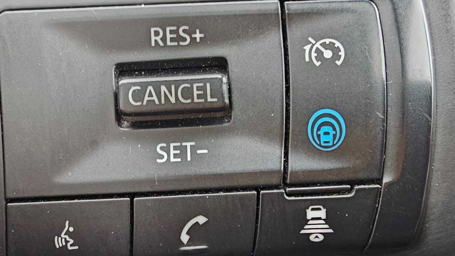 Used Nissan Qashqai for sale - 77859044: Photo 16