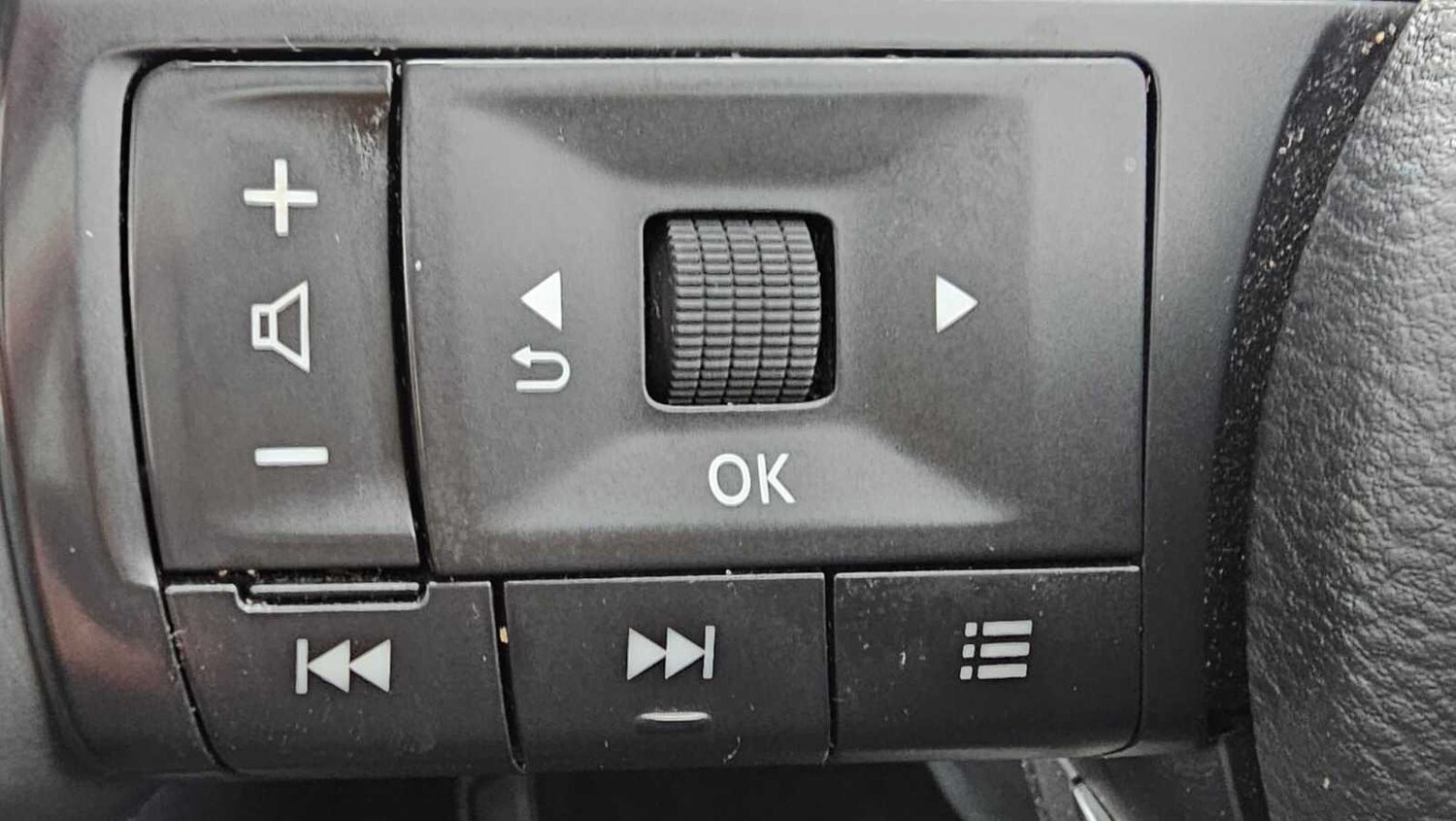 Used Nissan Qashqai for sale - 77859044: Photo 9