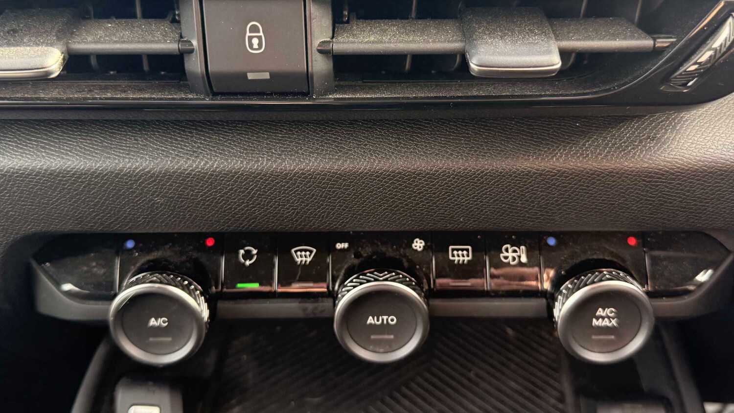 Used Citroen C4 2023 for sale - 77861057: Photo 14