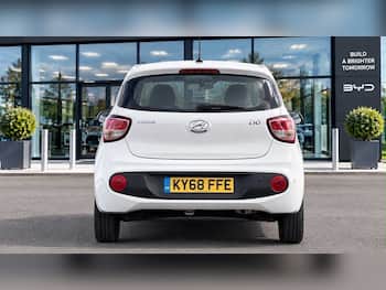 Used Hyundai i10 2018 for sale - 79810970: Photo