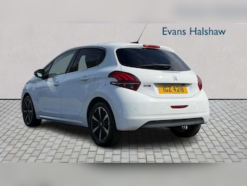 Used Peugeot 208 2017 for sale - 78970238: Photo