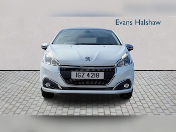 Used Peugeot 208 2017 for sale - 78970238: Photo