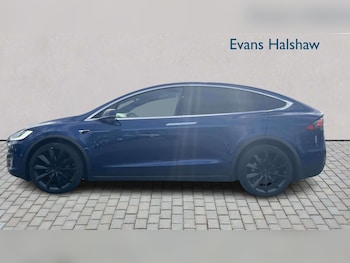 Used Tesla Model X 2020 for sale - 78010554: Photo