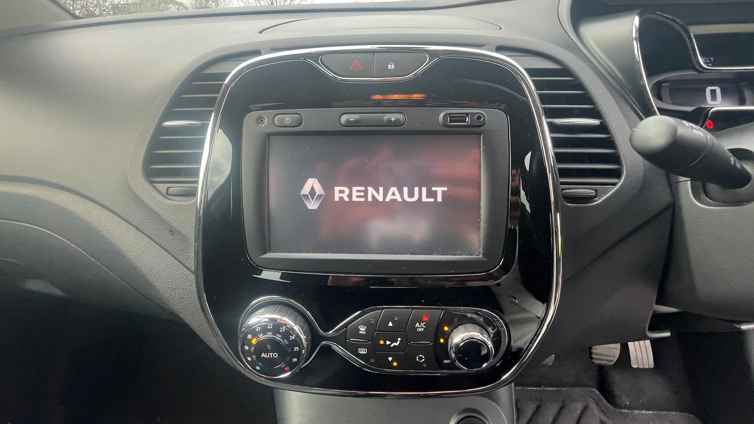 Used Renault Captur 2016 for sale - 78208812: Photo 13