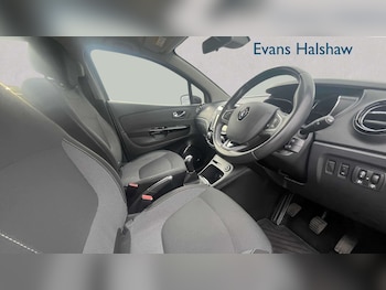 Used Renault Captur 2016 for sale - 78208812: Photo