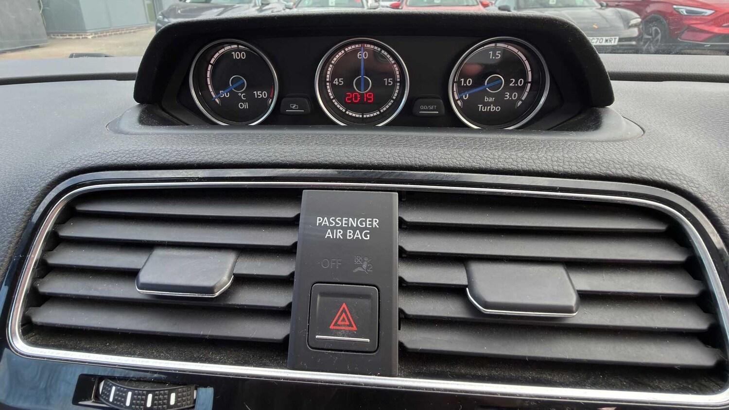 Used Volkswagen Scirocco 2015 for sale - 77857970: Photo 8