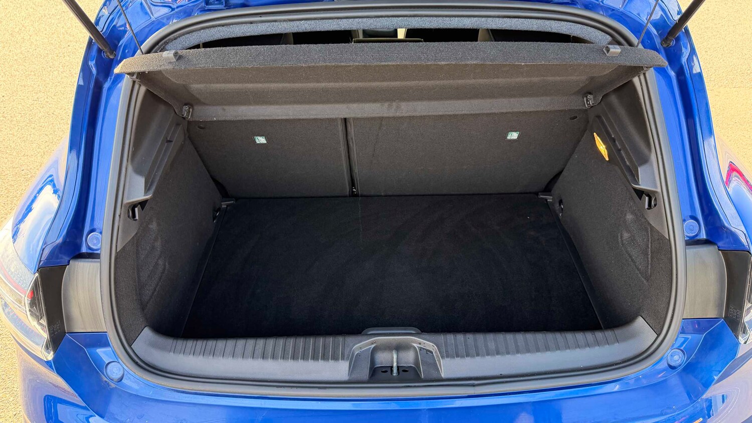 Used Renault Clio 2024 for sale - 77859517: Photo 11