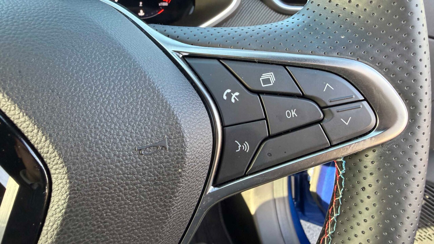 Used Renault Clio 2024 for sale - 77859517: Photo 22