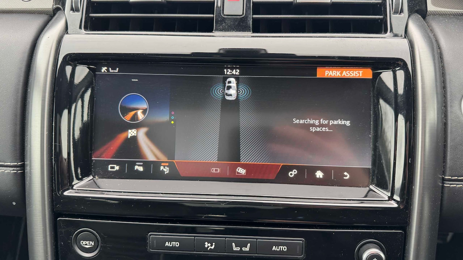 Used Land Rover Discovery 2019 for sale - 77960628: Photo 19