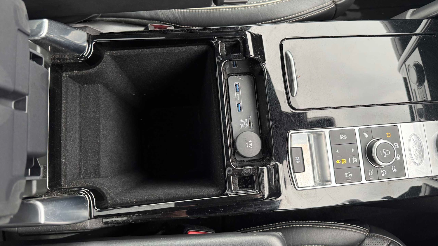 Used Land Rover Discovery 2019 for sale - 77960628: Photo 29