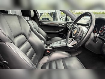 Used Porsche Macan 2019 for sale - 78651159: Photo