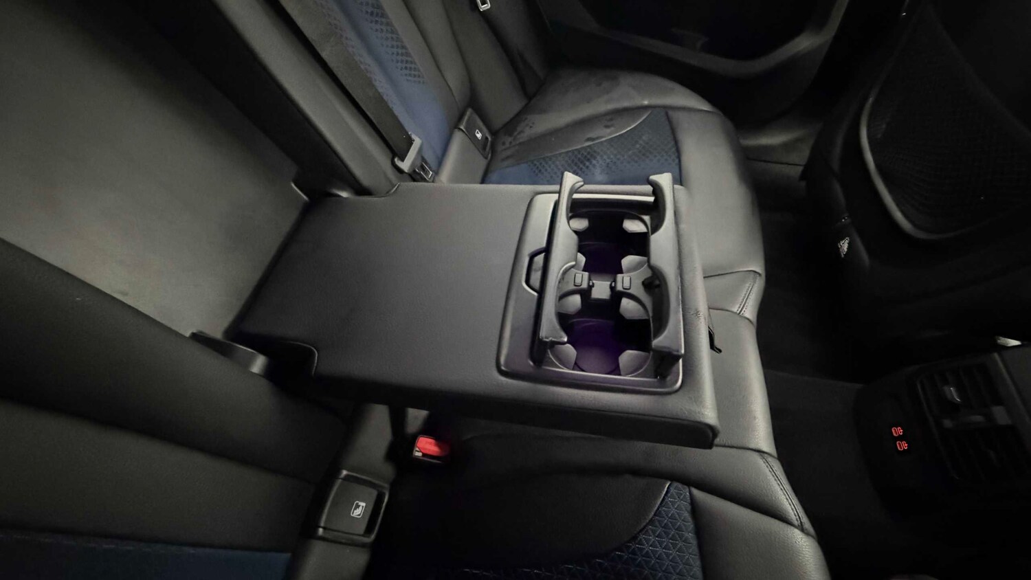 Used BMW 2 Series for sale - 77860445: Photo 26