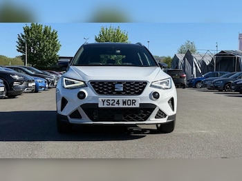 Used SEAT Arona 2024 for sale - 79251320: Photo
