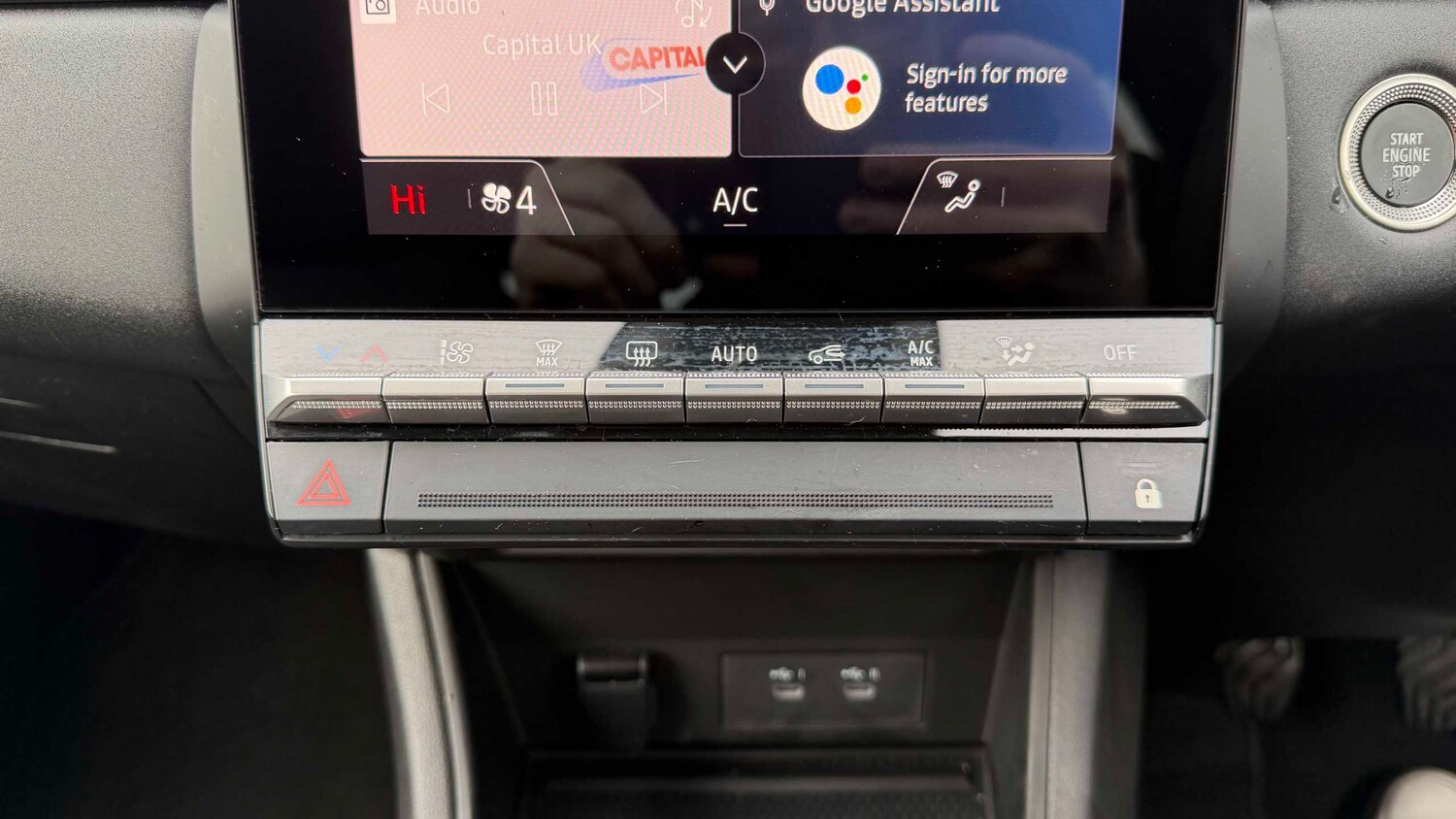 Used Renault Captur for sale - 77860390: Photo 15