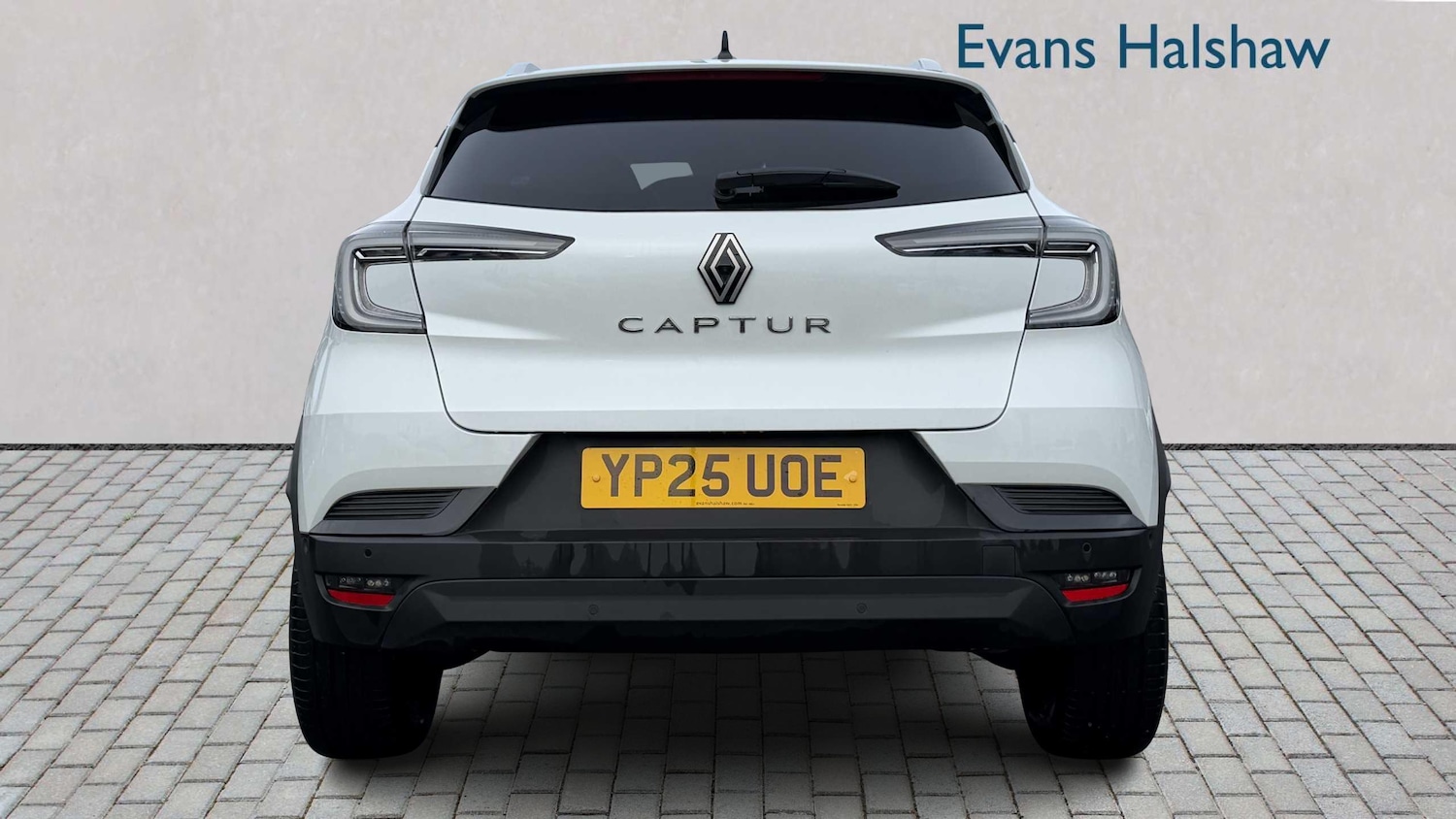 Used Renault Captur for sale - 77860390: Photo 5